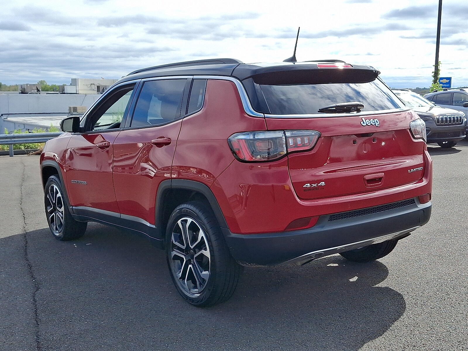 2023 Jeep Compass Limited photo 3