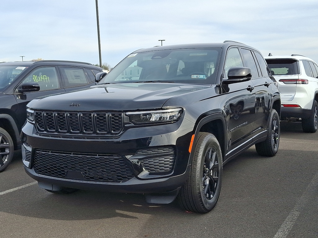 New 2025 Jeep Grand Cherokee Altitude X 4x4 Sport Utility