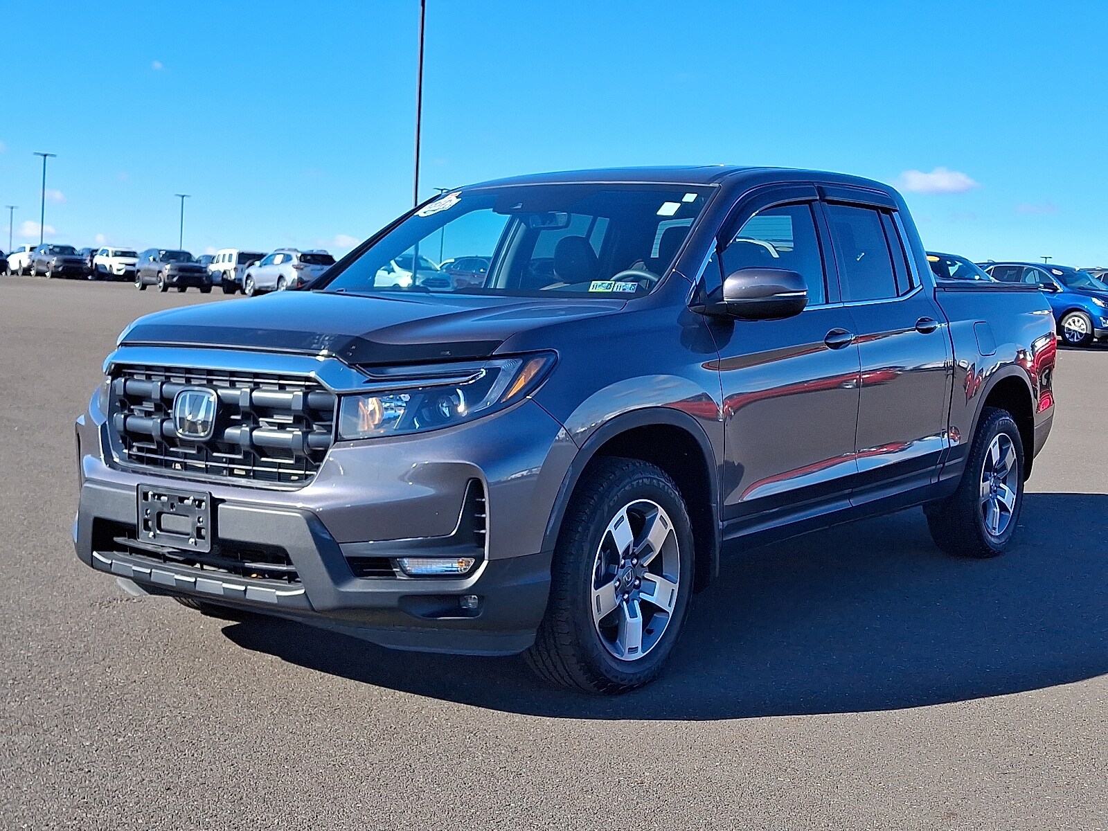 2025 Honda Ridgeline RTL photo 2
