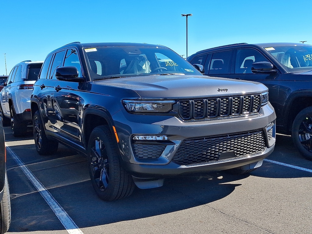 New 2025 Jeep Grand Cherokee Limited 4x4 Sport Utility