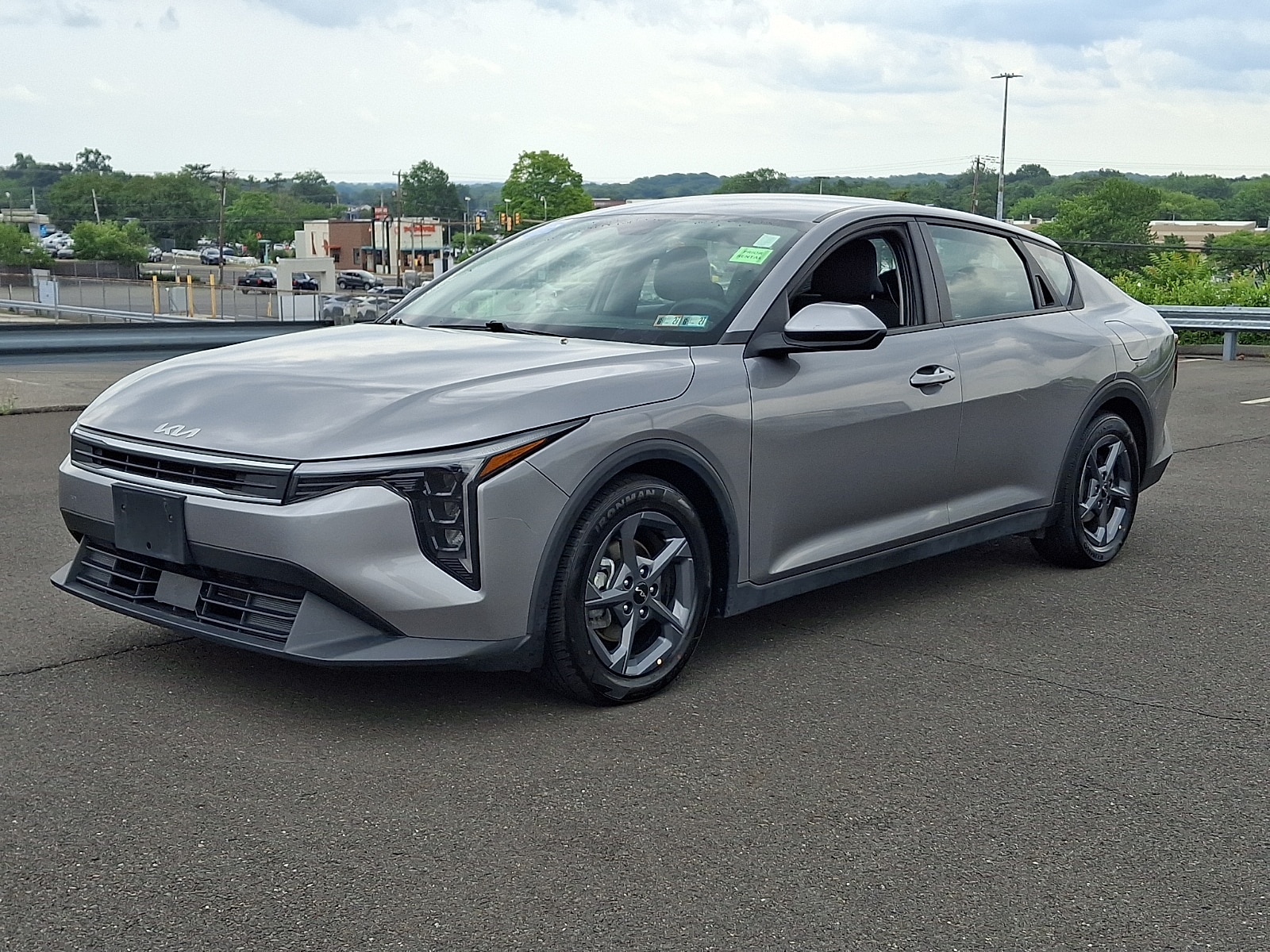 2025 Kia K4 LXS - Photo 3