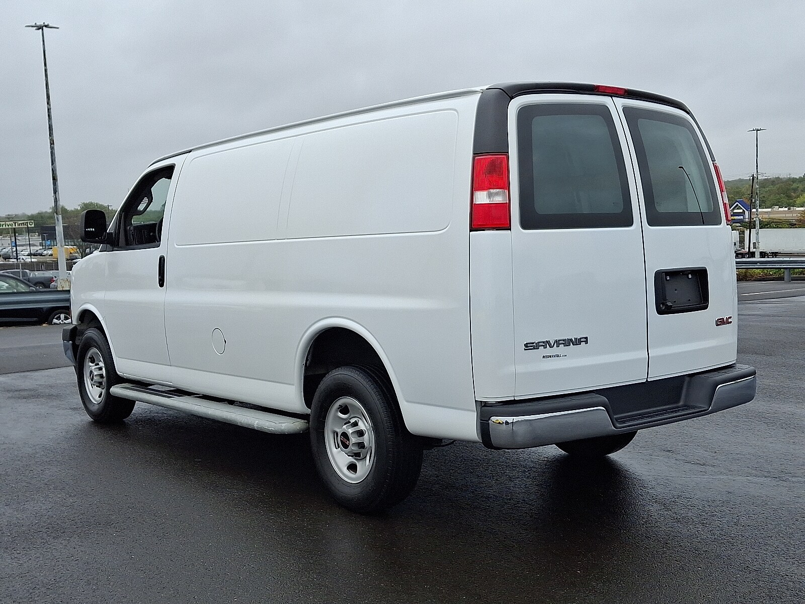 2023 Gmc Savana Cargo 2500 photo 2