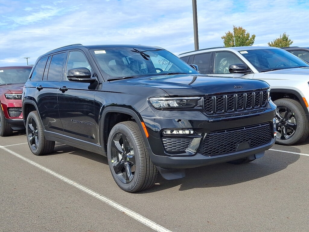 New 2025 Jeep Grand Cherokee Limited 4x4 Sport Utility