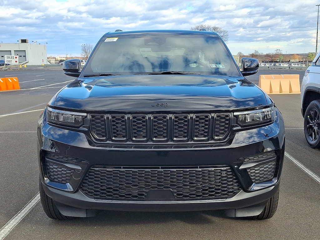 New 2025 Jeep Grand Cherokee Altitude X 4x4 Sport Utility