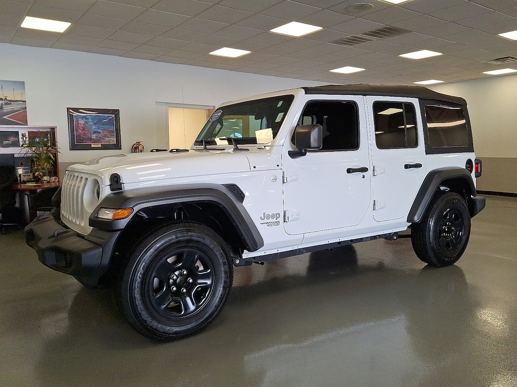 Used 2020 Jeep Wrangler Unlimited Sport 4X4 Sport Utility