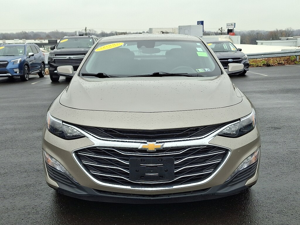Used 2024 Chevrolet Malibu FWD 1LT Car