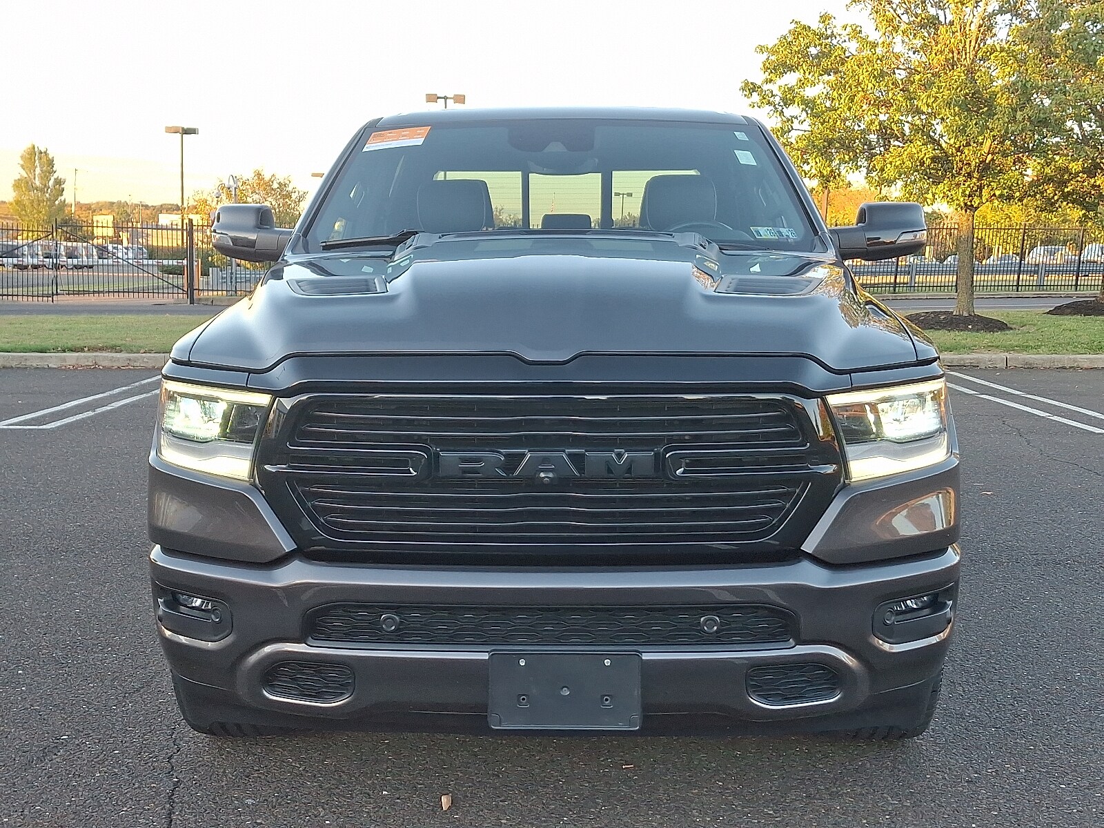 2023 Ram 1500 Laramie photo 2