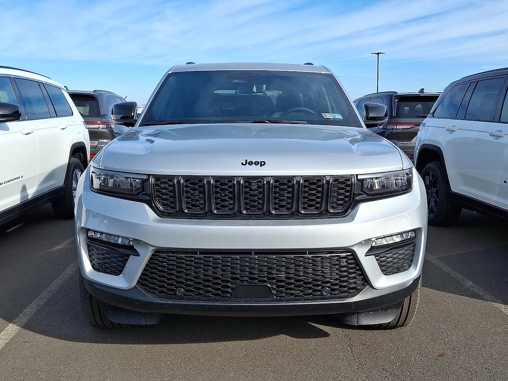 New 2025 Jeep Grand Cherokee Limited Sport Utility