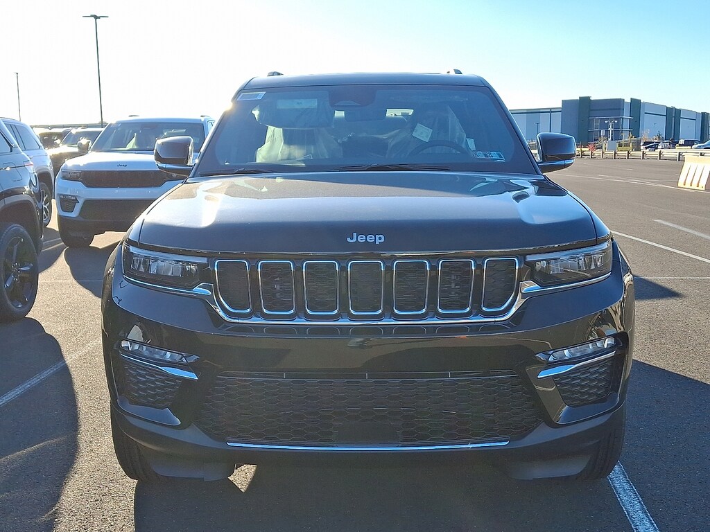 New 2025 Jeep Grand Cherokee Limited 4x4 Sport Utility