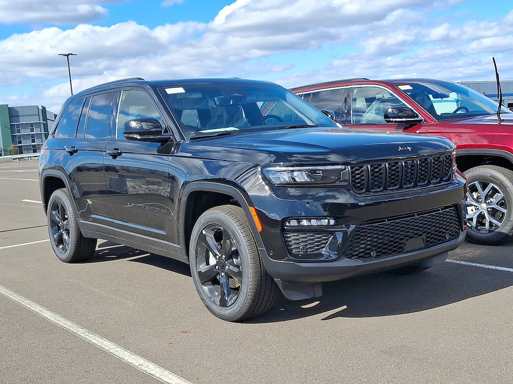 New 2025 Jeep Grand Cherokee Limited 4x4 Sport Utility