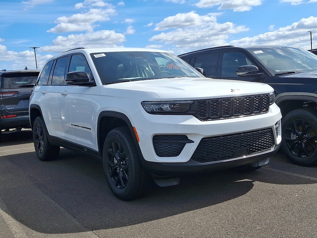 New 2025 Jeep Grand Cherokee Altitude X 4x4 Sport Utility