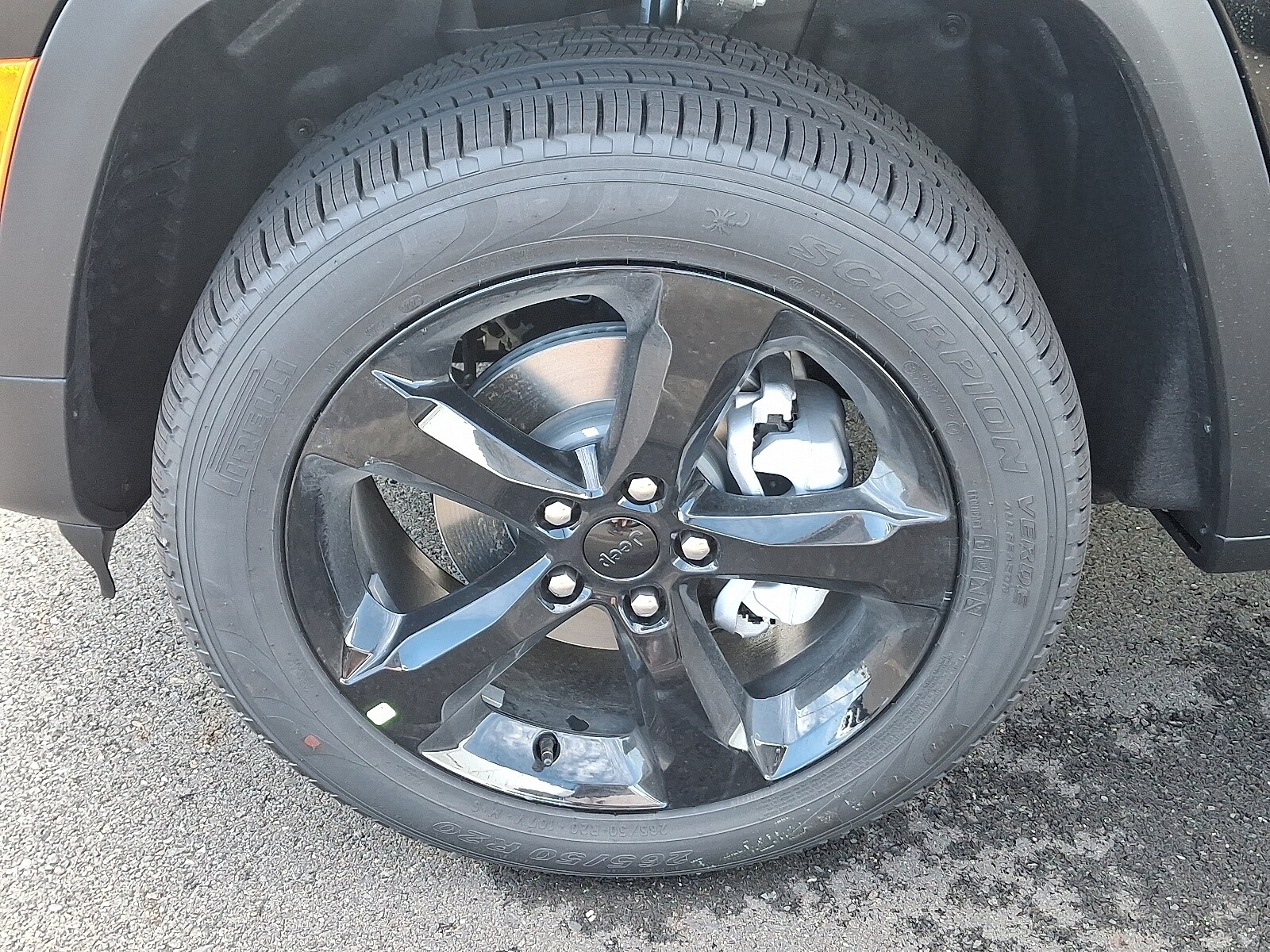 2025 Jeep Grand Cherokee Limited photo 2