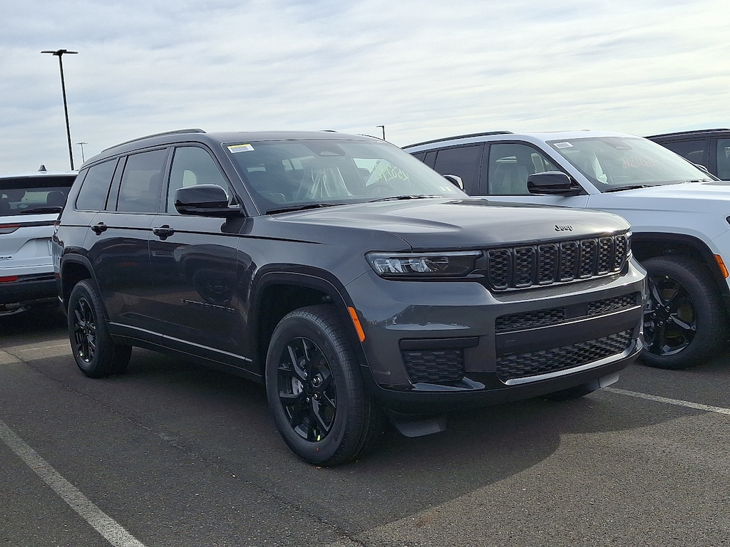 New 2025 Jeep Grand Cherokee L Altitude X 4x4 Sport Utility