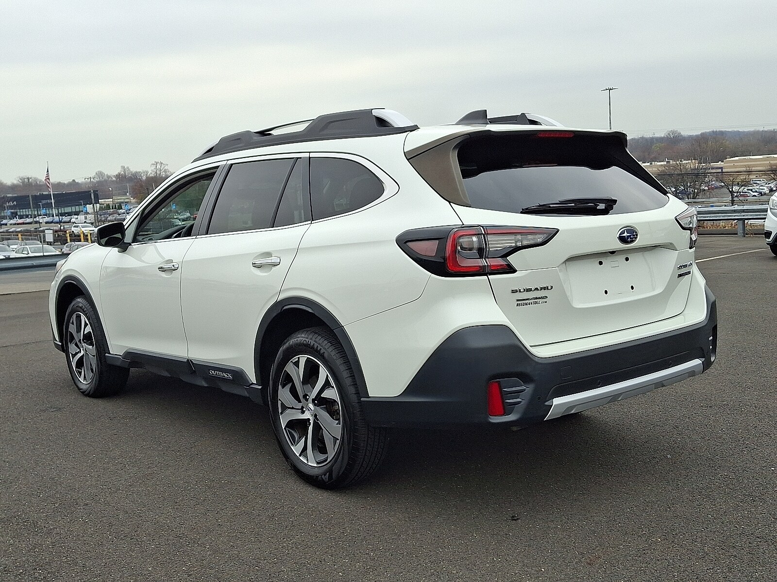 2022 Subaru Outback Touring XT photo 3