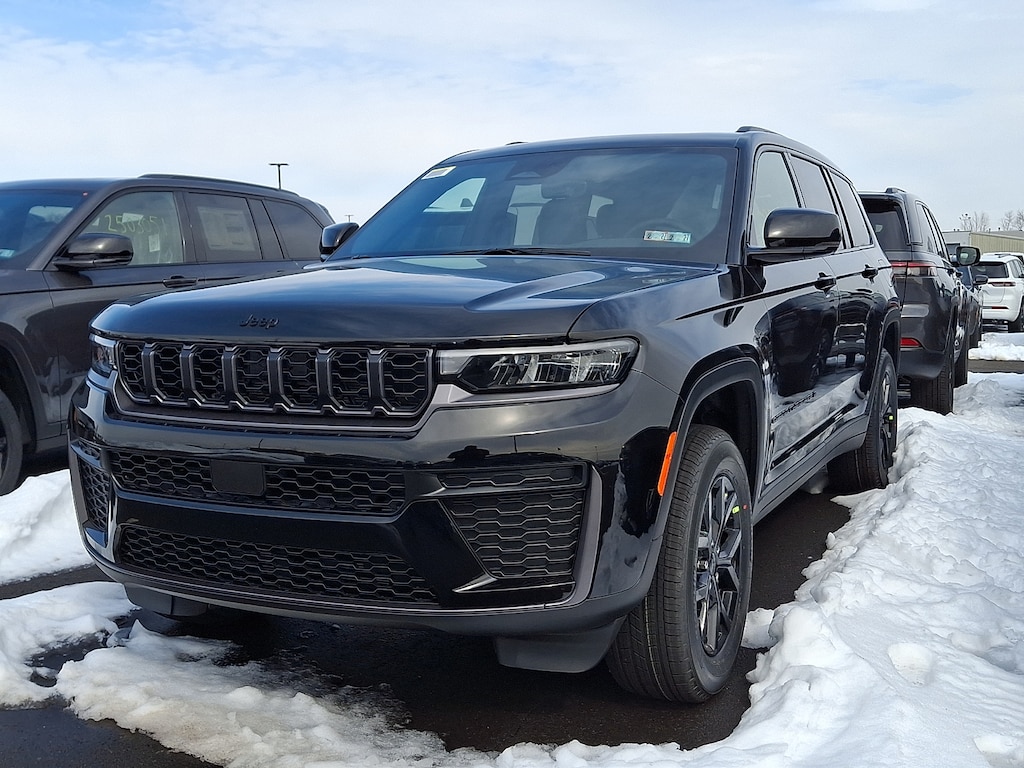New 2026 Jeep Grand Cherokee L Altitude 4x4 Sport Utility