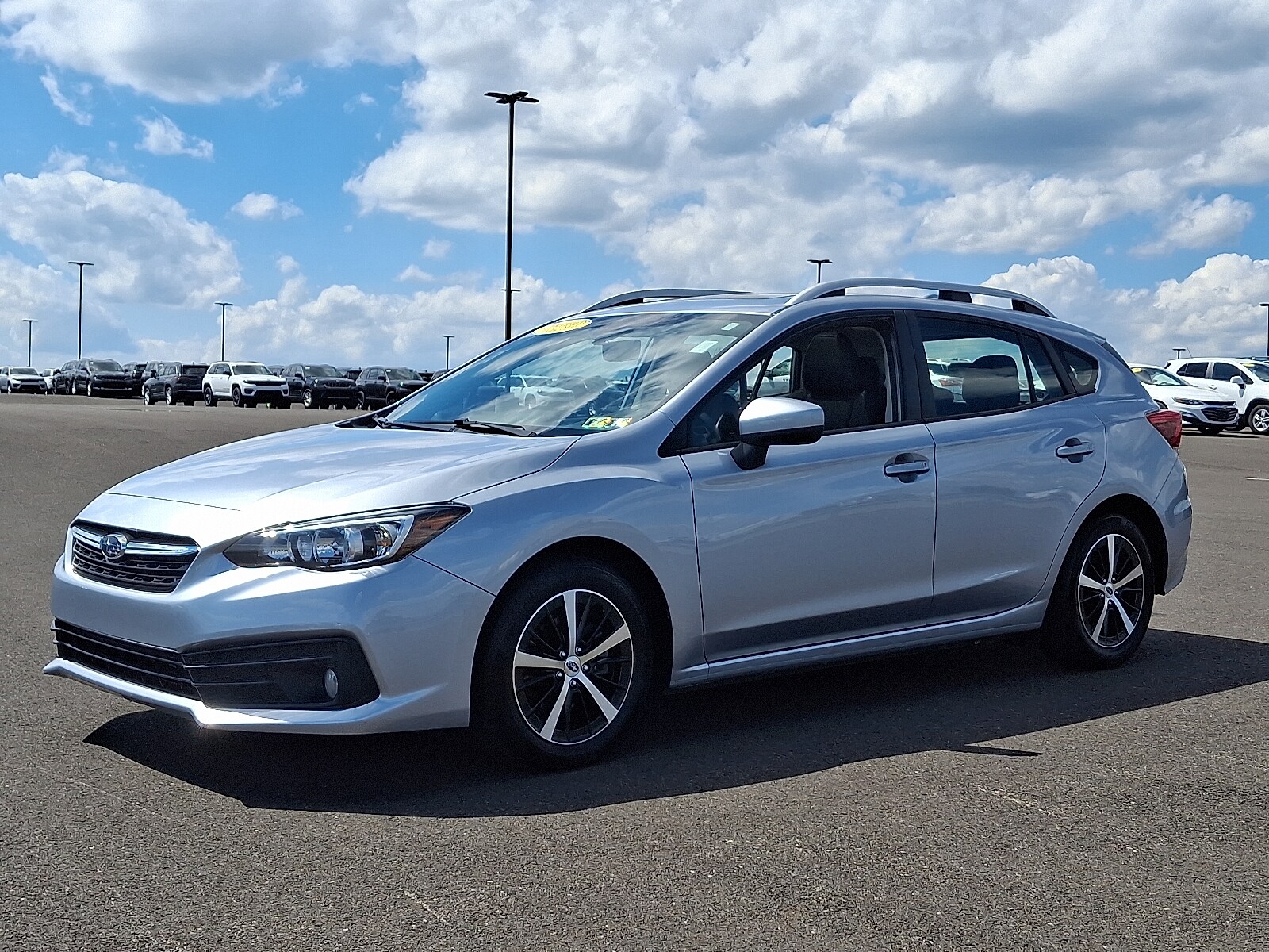 2023 Subaru Impreza Premium photo 3