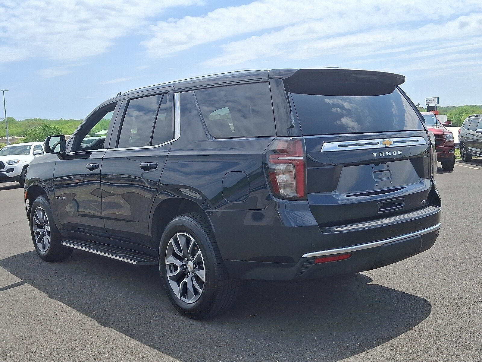 2023 Chevrolet Tahoe LT photo 4