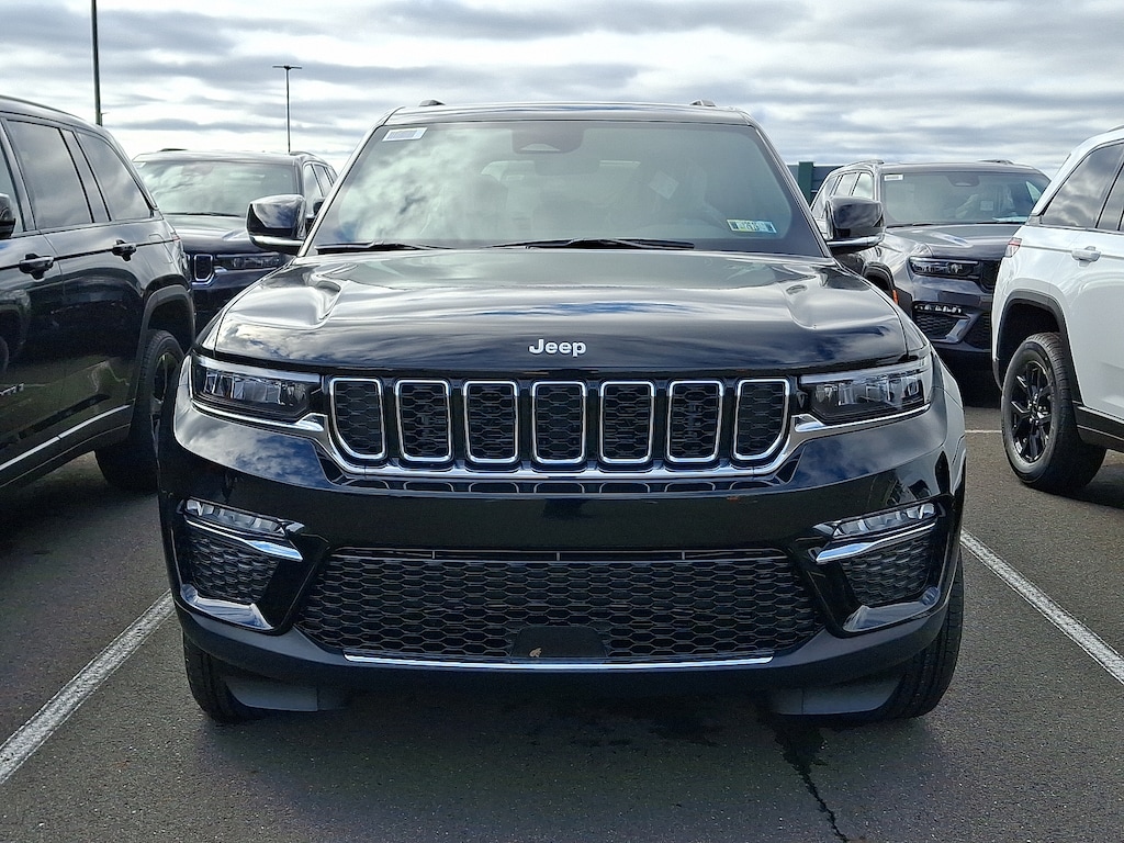 New 2025 Jeep Grand Cherokee Limited 4x4 Sport Utility