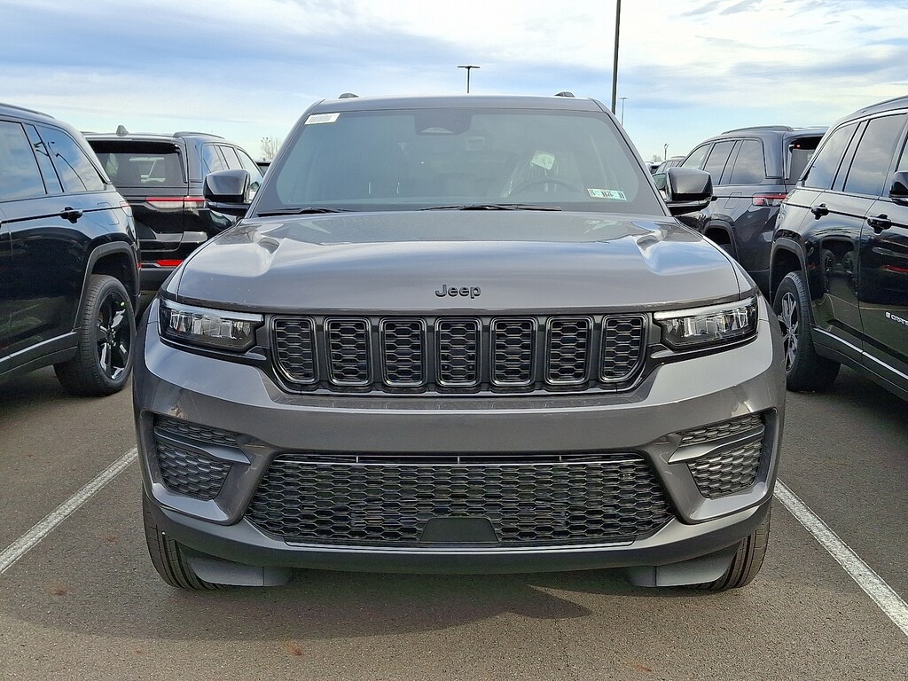 New 2025 Jeep Grand Cherokee Altitude X 4x4 Sport Utility