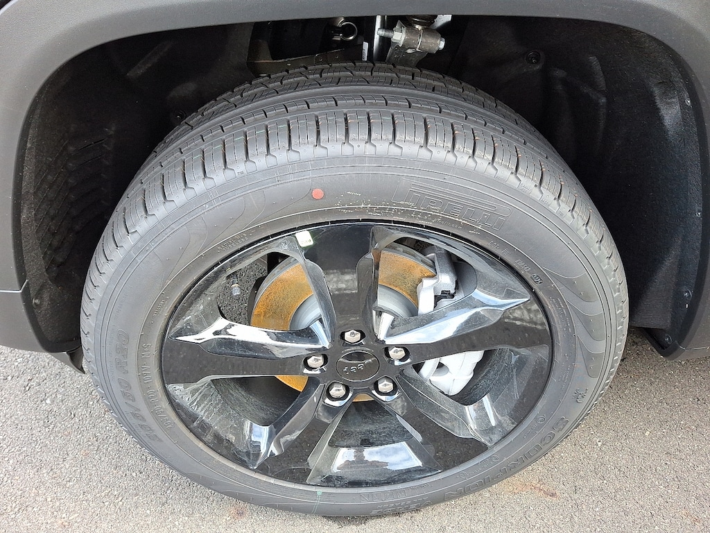 New 2025 Jeep Grand Cherokee Limited 4x4 Sport Utility