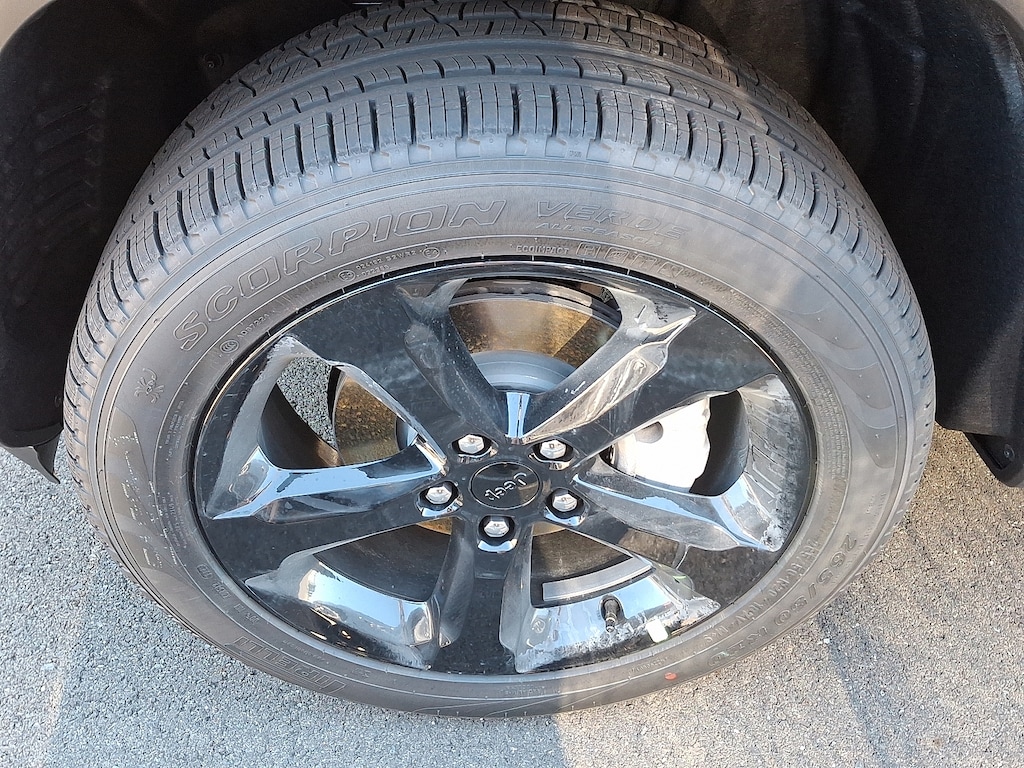 New 2025 Jeep Grand Cherokee Limited 4x4 Sport Utility