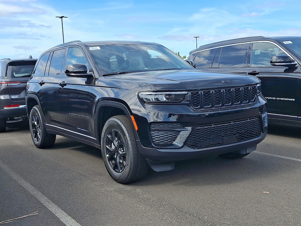 New 2025 Jeep Grand Cherokee Altitude X 4x4 Sport Utility