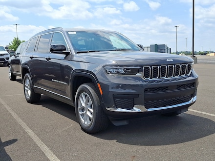 2025 Jeep Grand Cherokee L Laredo X 4x4 Sport Utility