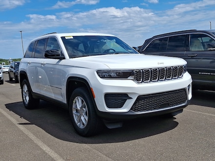 2025 Jeep Grand Cherokee Laredo X 4x4 Sport Utility