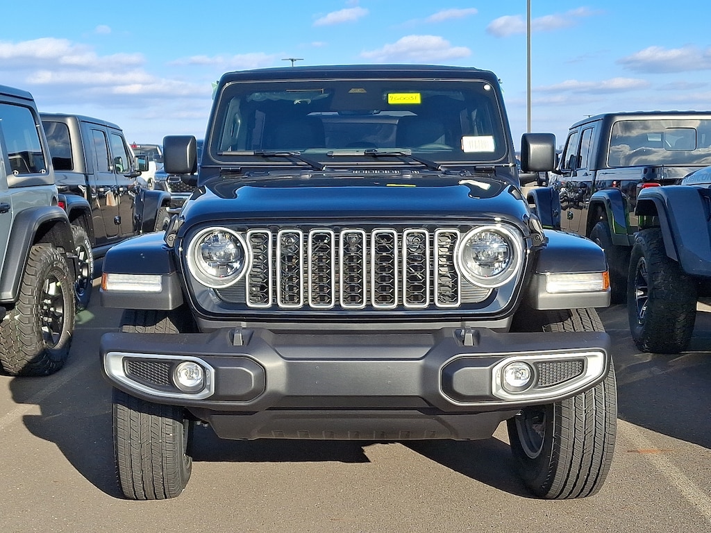 New 2026 Jeep Wrangler 4-Door Sahara 4x4 Sport Utility