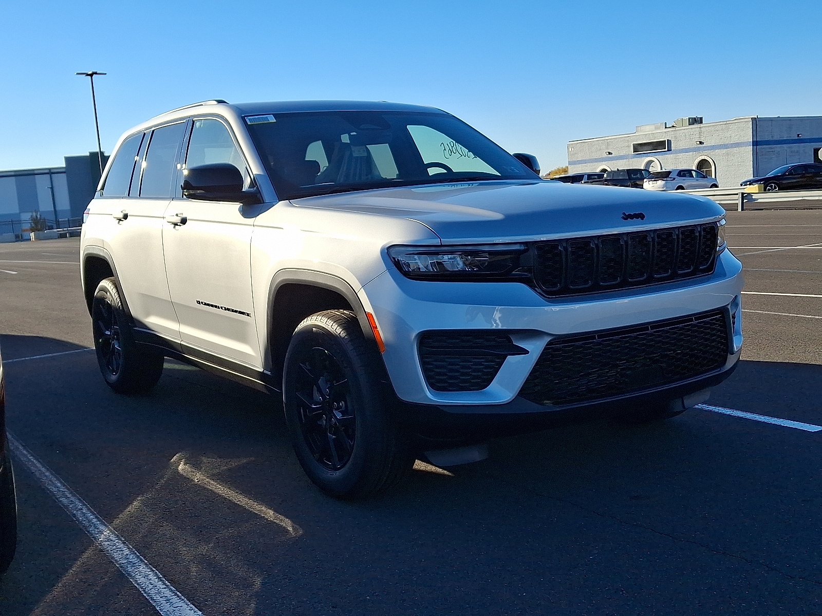 2025 Jeep Grand Cherokee Altitude's photo