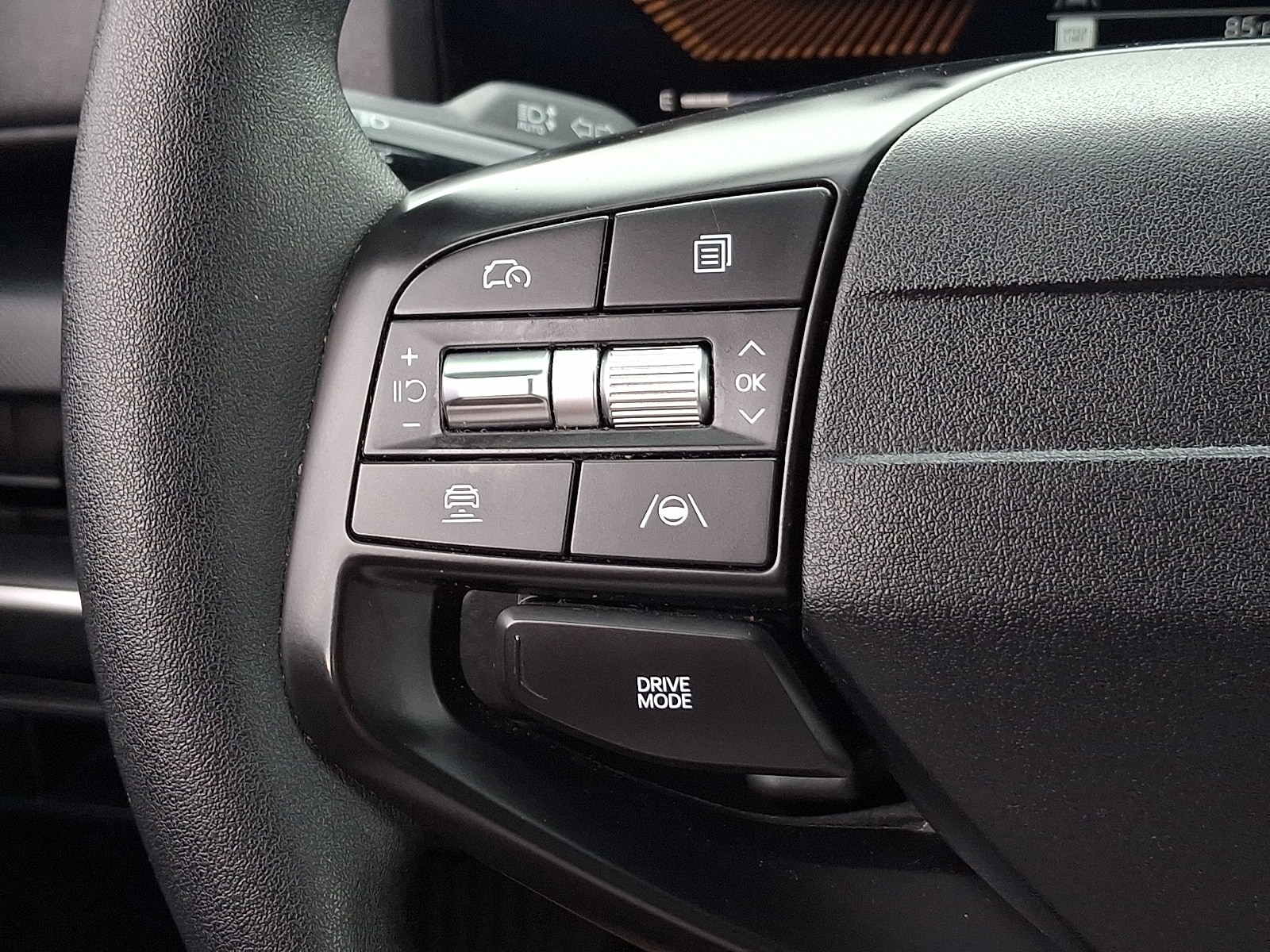 2025 Kia K4 LXS - Photo 20
