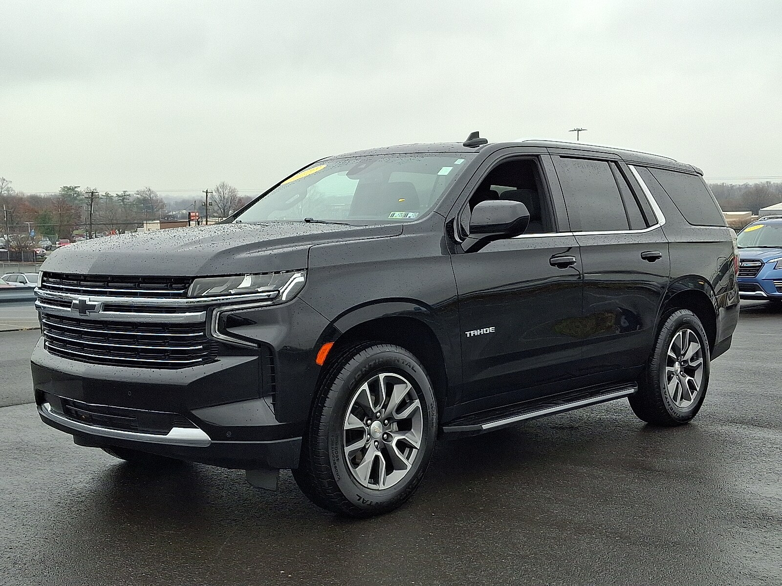 2022 Chevrolet Tahoe LT photo 2