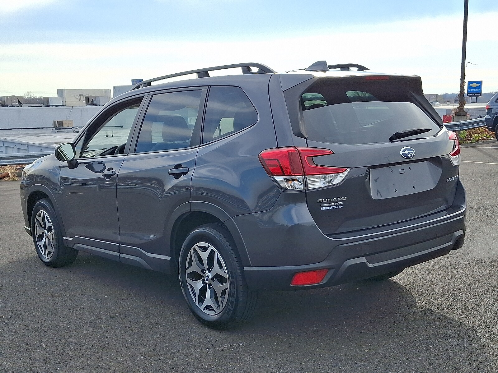 2023 Subaru Forester Premium photo 2