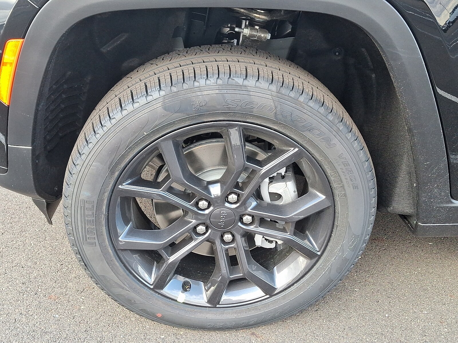 2025 Jeep Grand Cherokee Limited photo 4