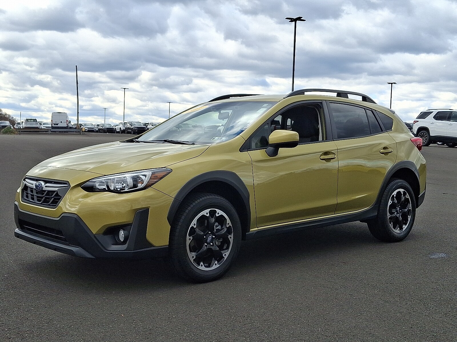 2023 Subaru Crosstrek Premium photo 2