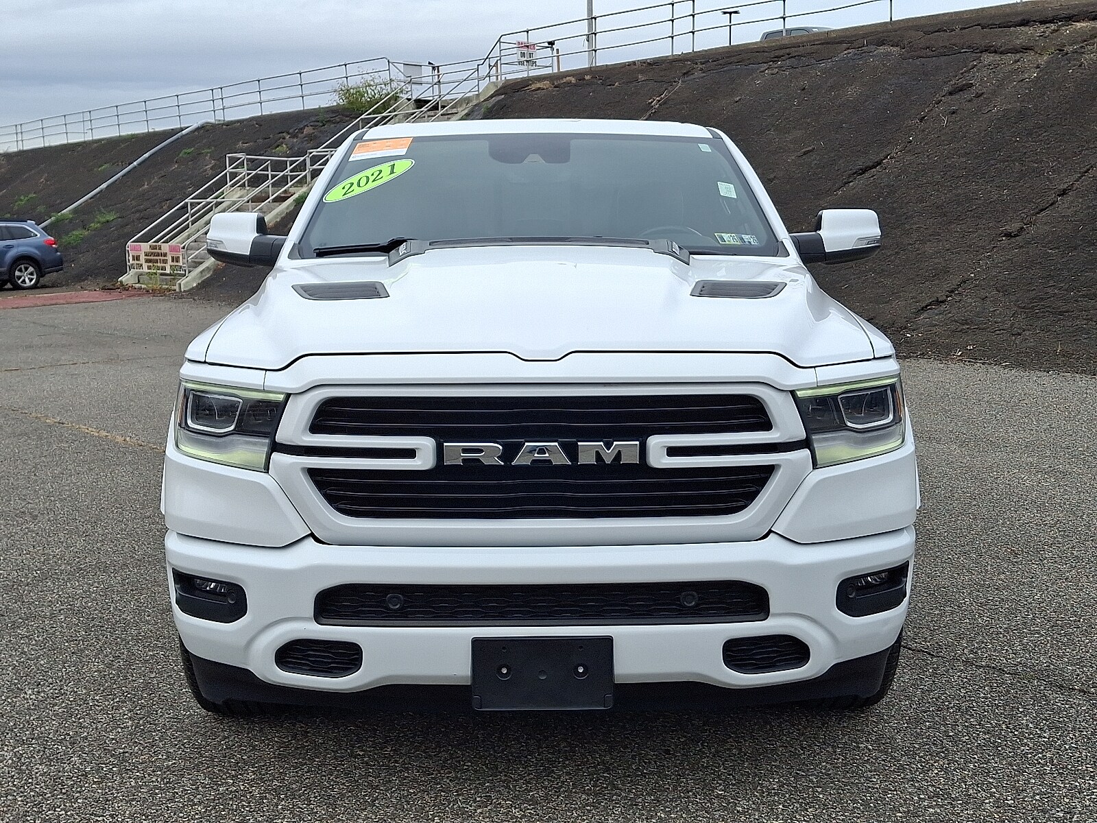 2021 Ram 1500 Laramie photo 2