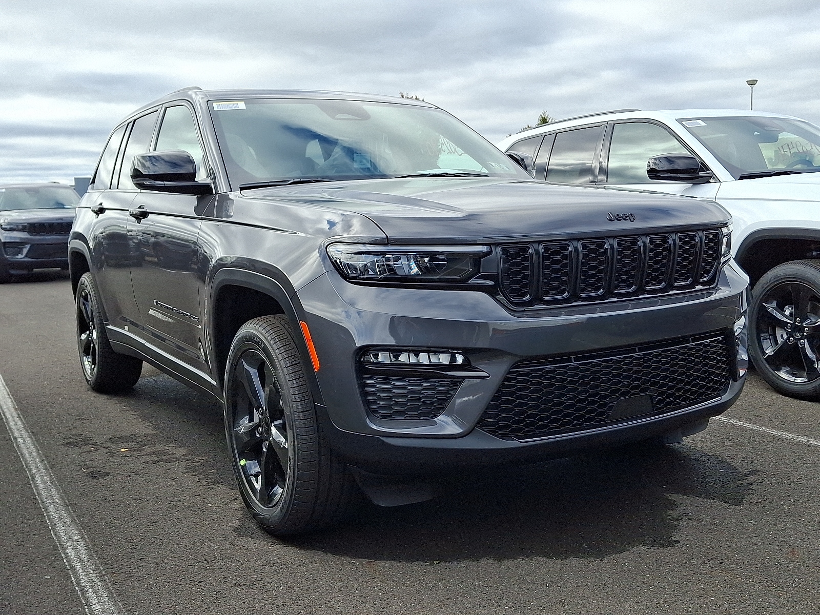 2025 Jeep Grand Cherokee Limited's photo