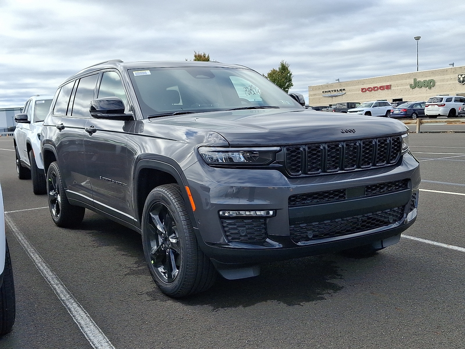 2025 Jeep Grand Cherokee L Limited's photo