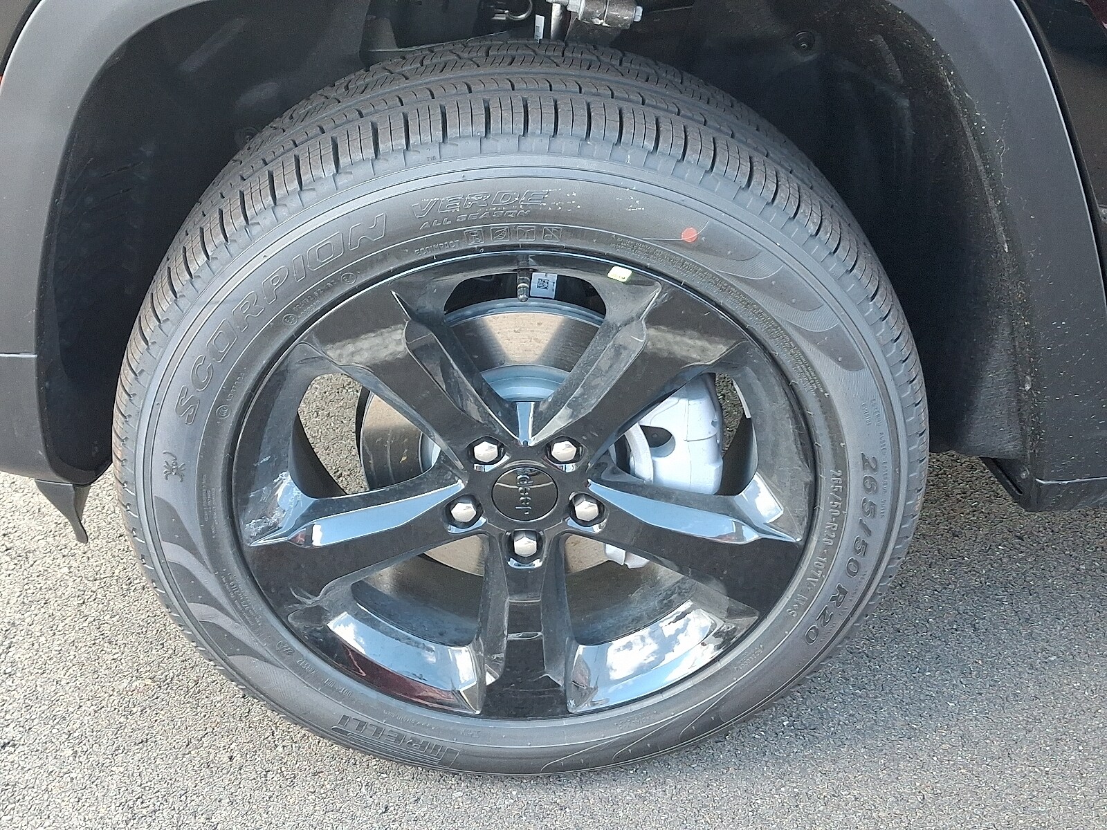 2025 Jeep Grand Cherokee Limited photo 4