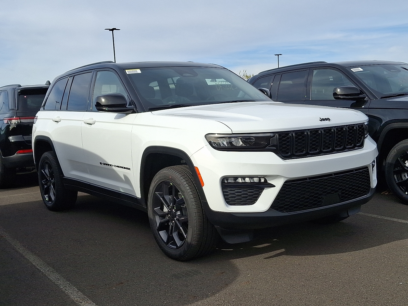 2025 Jeep Grand Cherokee Limited's photo
