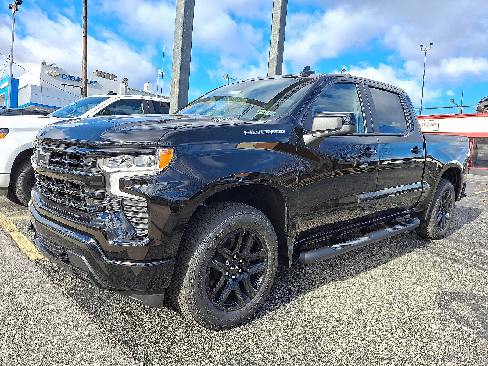 2026 Chevrolet Silverado 1500 RST photo 2