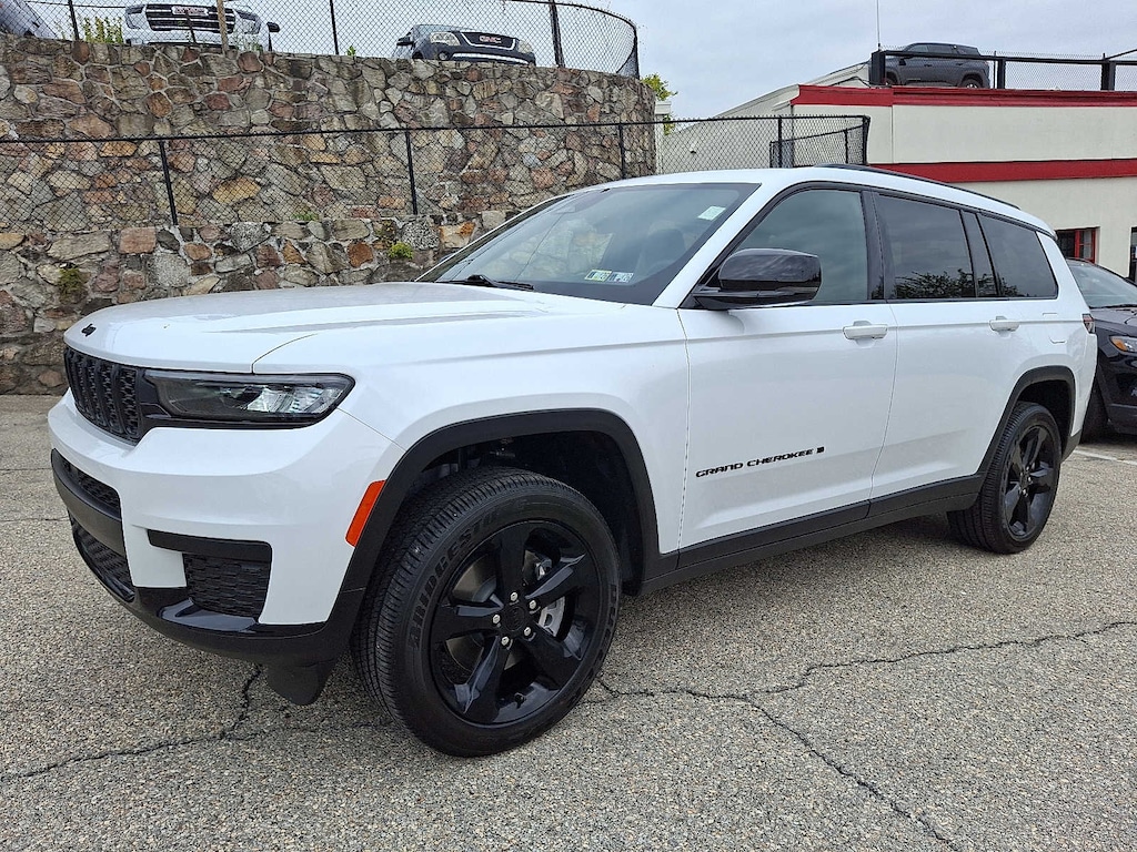 Used 2025 Jeep Grand Cherokee L Altitude X SUV