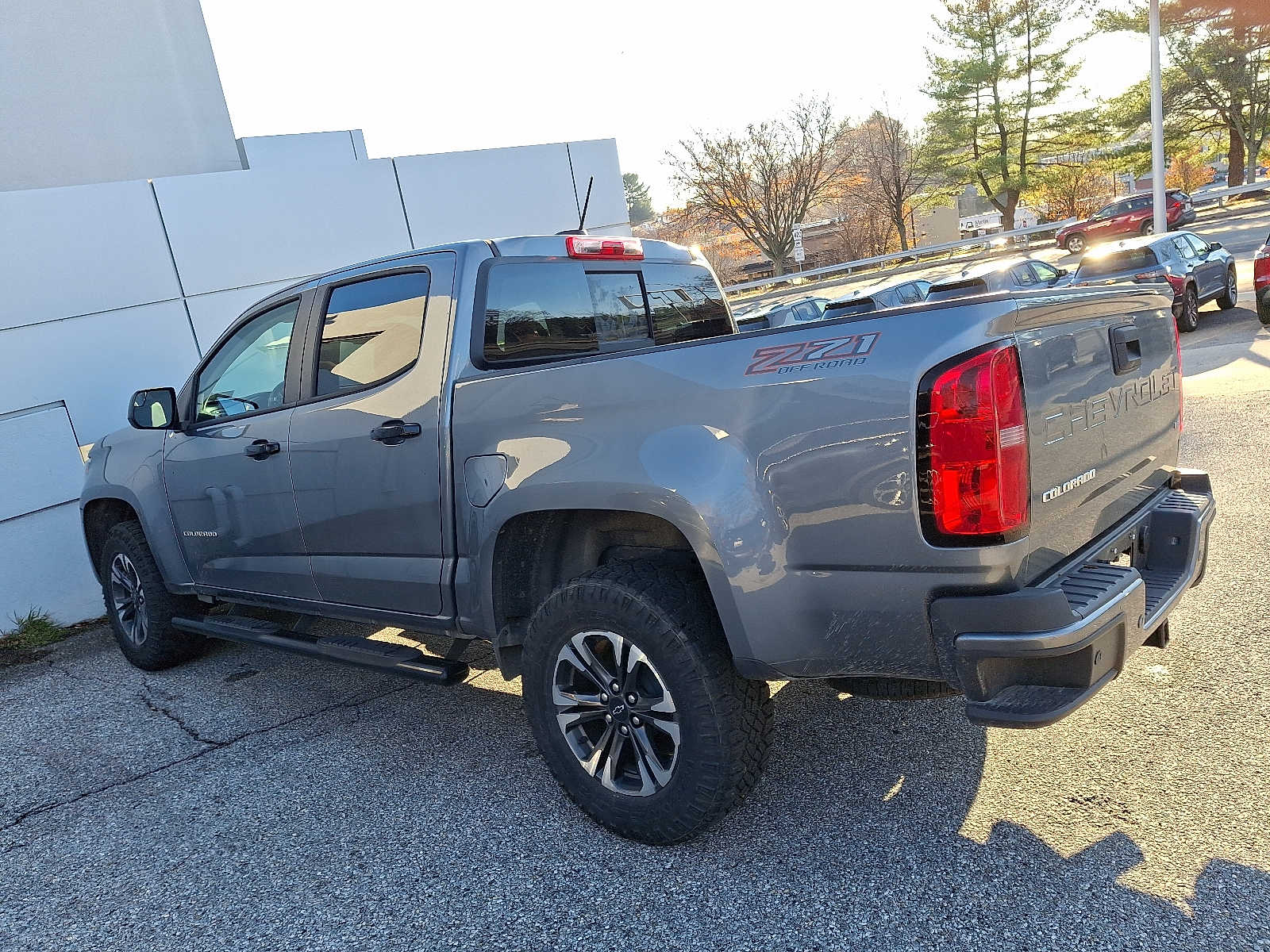 2022 Chevrolet Colorado Z71 photo 3