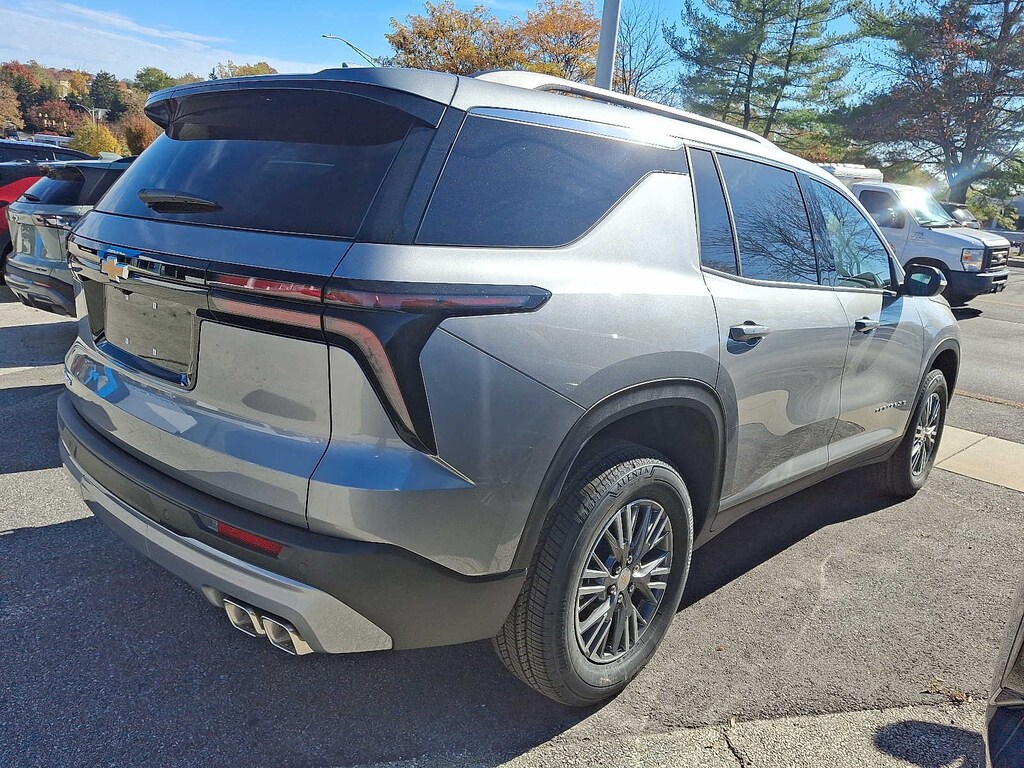 New 2026 Chevrolet Traverse LT SUV