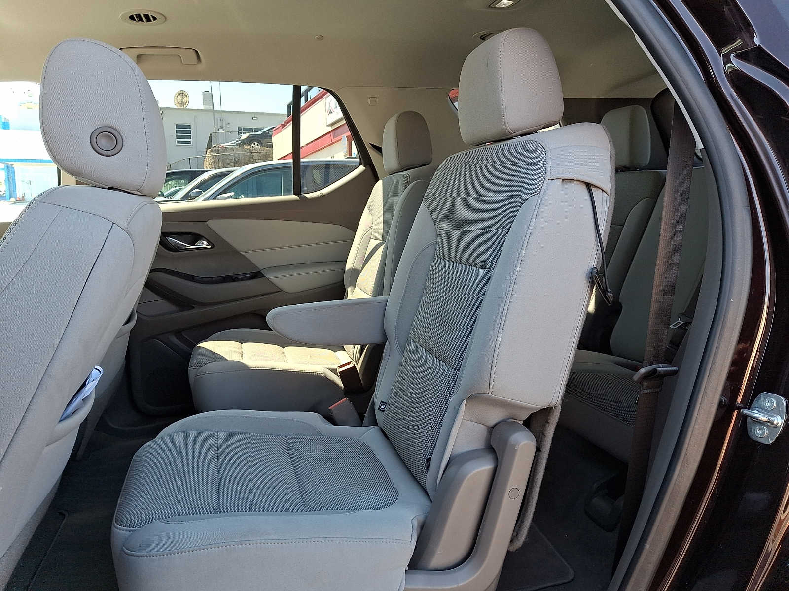 2021 Chevrolet Traverse 1LT - Photo 10