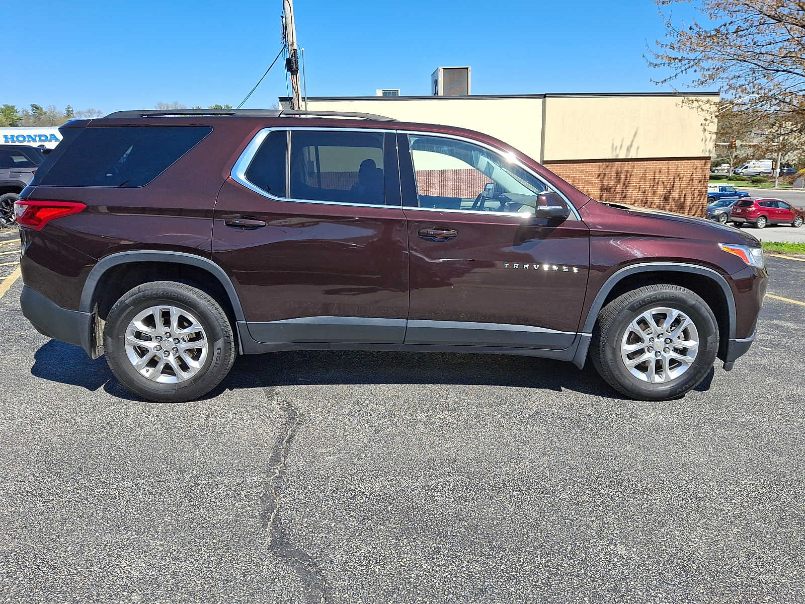 2021 Chevrolet Traverse 1LT - Photo 7
