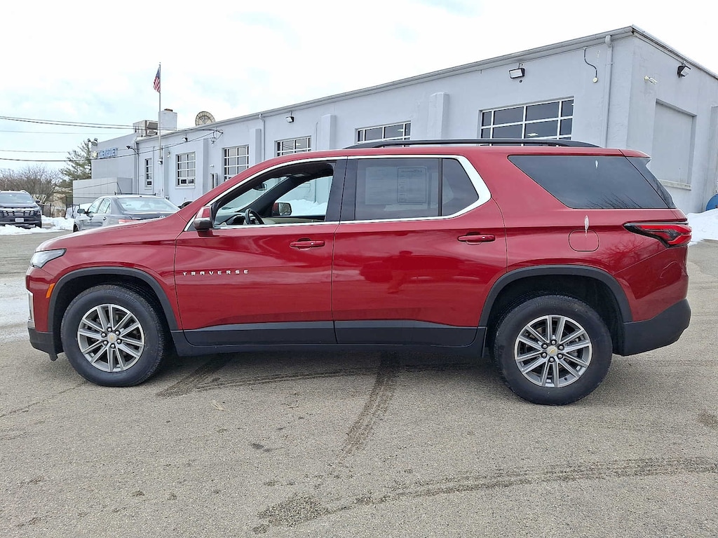 Certified 2023 Chevrolet Traverse LT Leather SUV
