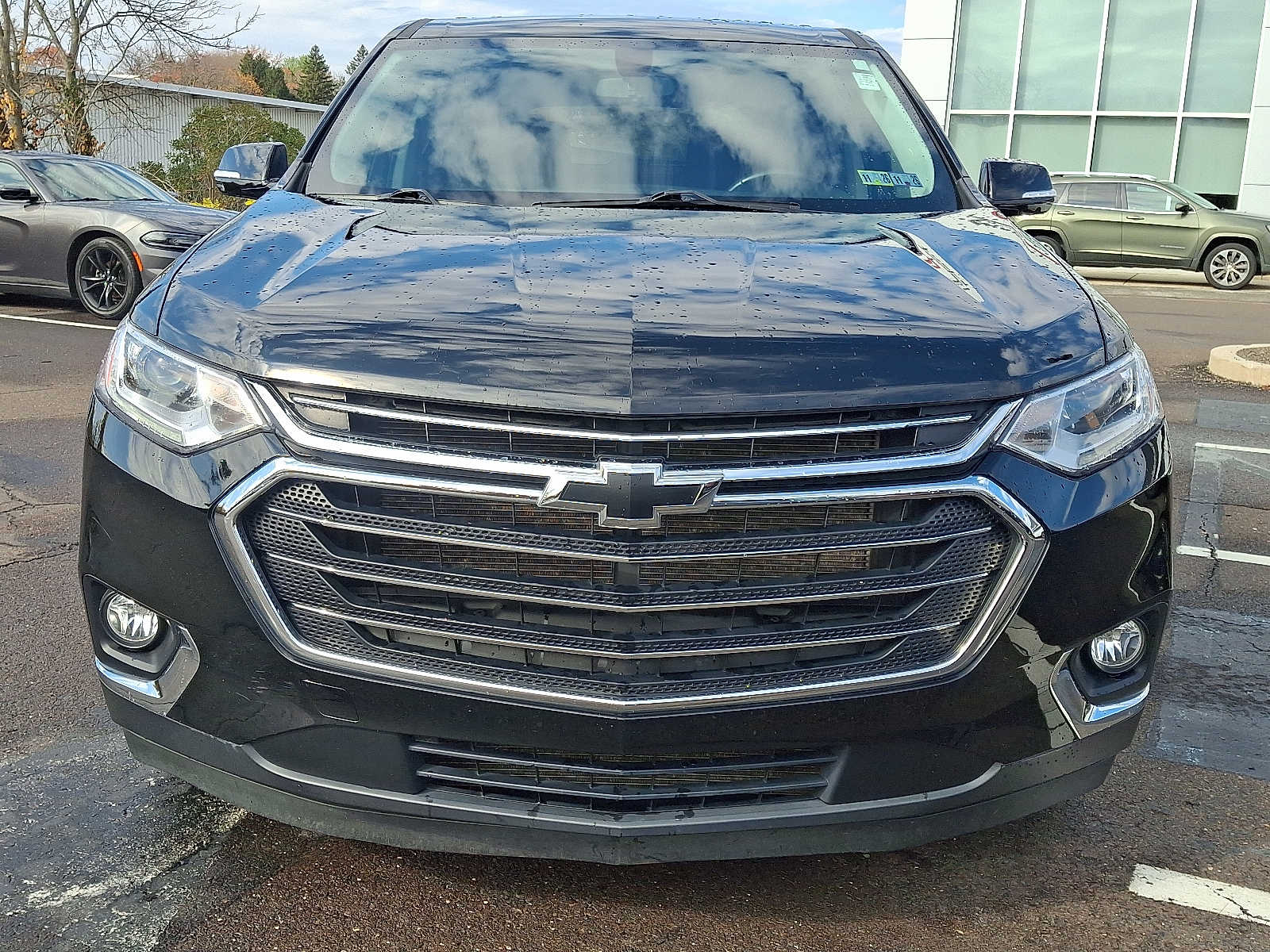 2020 Chevrolet Traverse Cloth photo 2