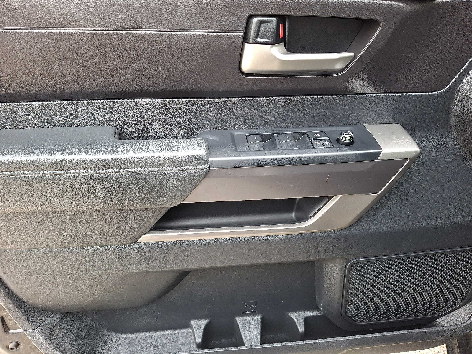 2023 Toyota Tundra SR5 - Photo 11