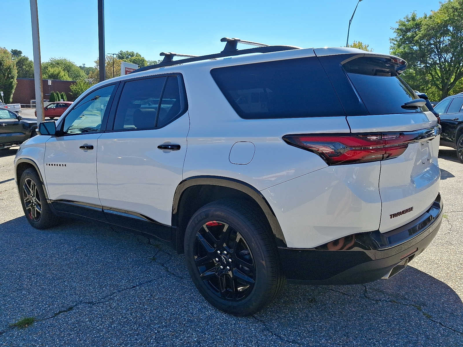 2022 Chevrolet Traverse Premier photo 3